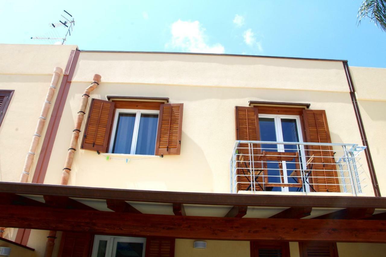 Casa Catalano Hotel ซานวิโต โลคาโป ภายนอก รูปภาพ